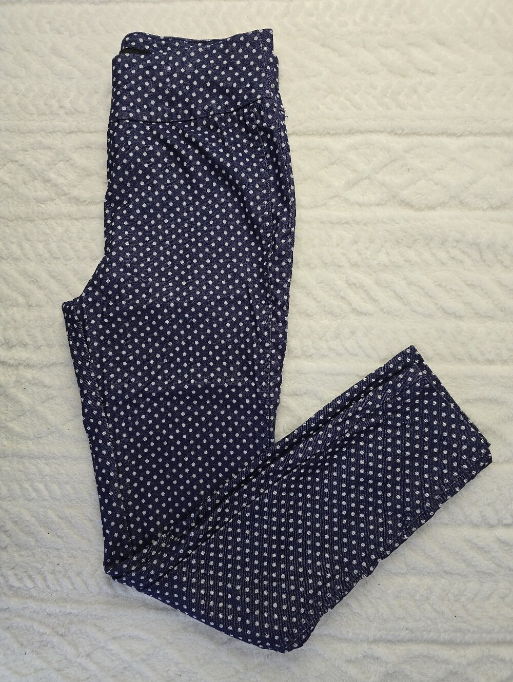 New York & Co Polka Dot Pants Pull On Slim Stretch Knit Split Cuff Preppy MT